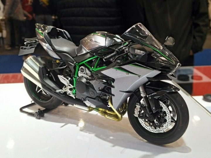 TAM14136 KAWASAKI NINJA H2 CARBON (1/12)