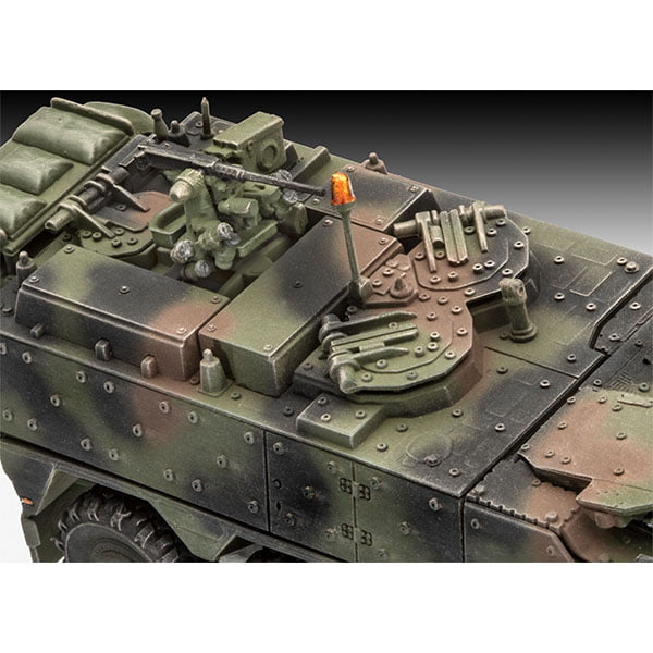 RVG3283 PUESTO DE MANDO BOXER GTK NL (1/72)