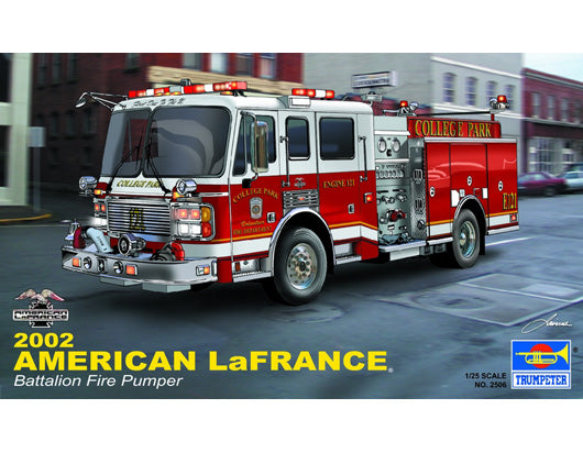 2506 Trumpeter 1/25 2002 LaFrance Eagle Fire Pumper
