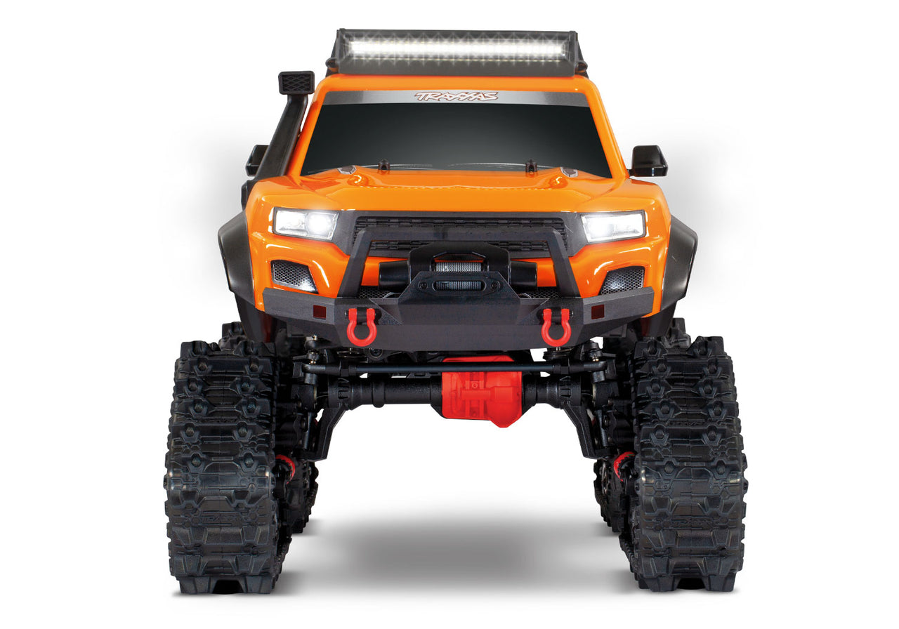 82234-4Orange Traxxas TRX-4 con Deep-Terrain Traxx (cuerpo sin clip) - Naranja 