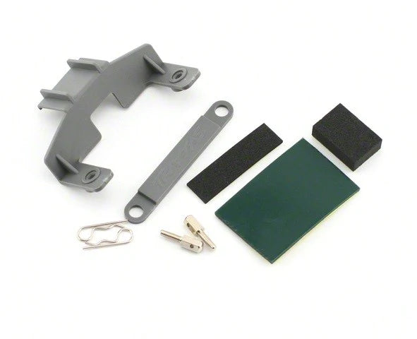 3627X Traxxas Two-Piece Receiver and Battery Hold-Down