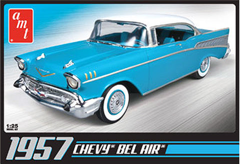 AMT638 1957 BEL AIR (1/25)