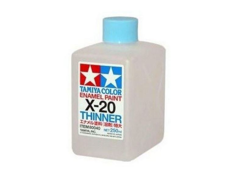 80040 Peinture émail Tamiya X-20 Diluant 250 ml 